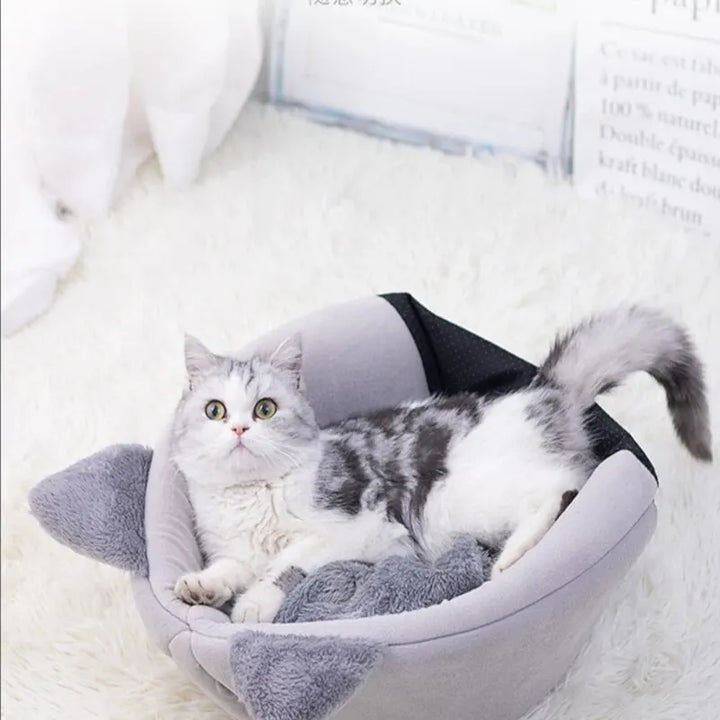 Cozy Cat Cave – Cute, Comfy & Safe Nest for All Seasons